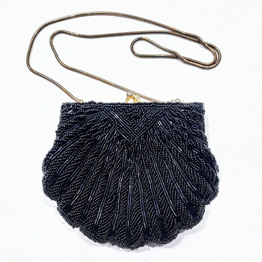 VTG Seashell Black Beaded Clutch Purse Shoulder Bag Gold Hideaway Snake Chain